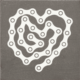Bike Chain Heart Wood Sign (Color: Old Anchor Gray)