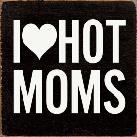 I Heart Hot Moms (Color: Old Black)