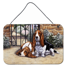 Basset Hound at the gate Accent Decor (Color: Basset Hound at the gate, size: 8 x 12)